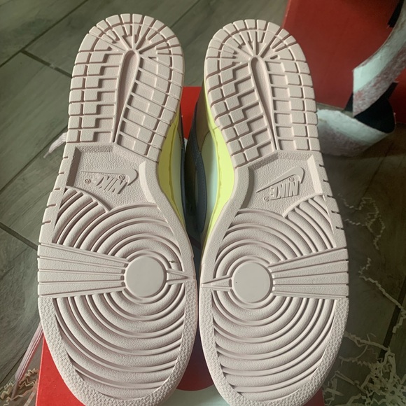 Nike Dunk Low pink Oxford. - Picture 7 of 11